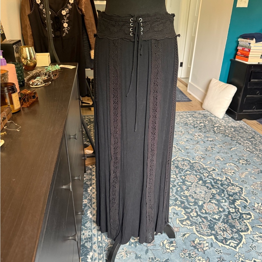 Shyanne Western Long Black Lace-Trim Maxi Skirt - Women's